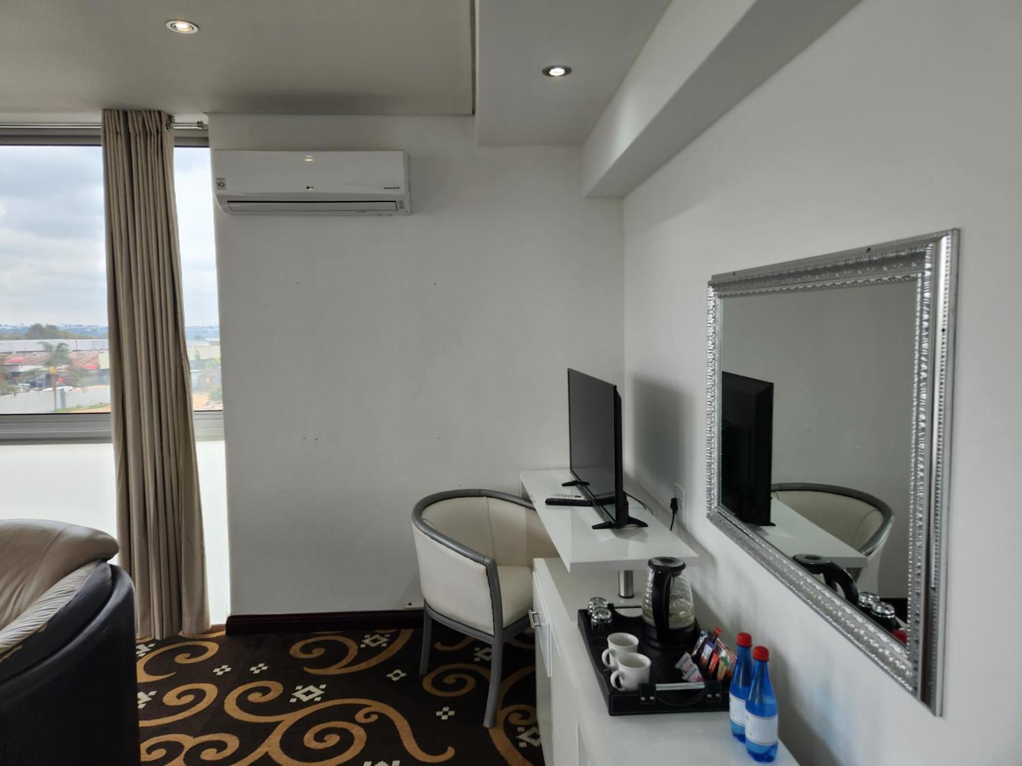 Palm Continental Hotel Johannesburg Room photo