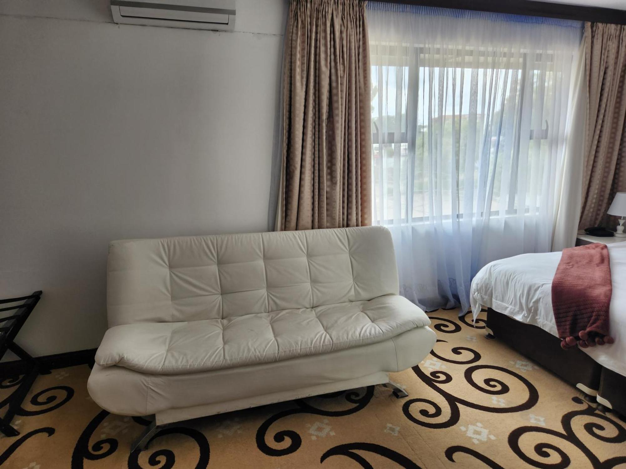 Palm Continental Hotel Johannesburg Room photo